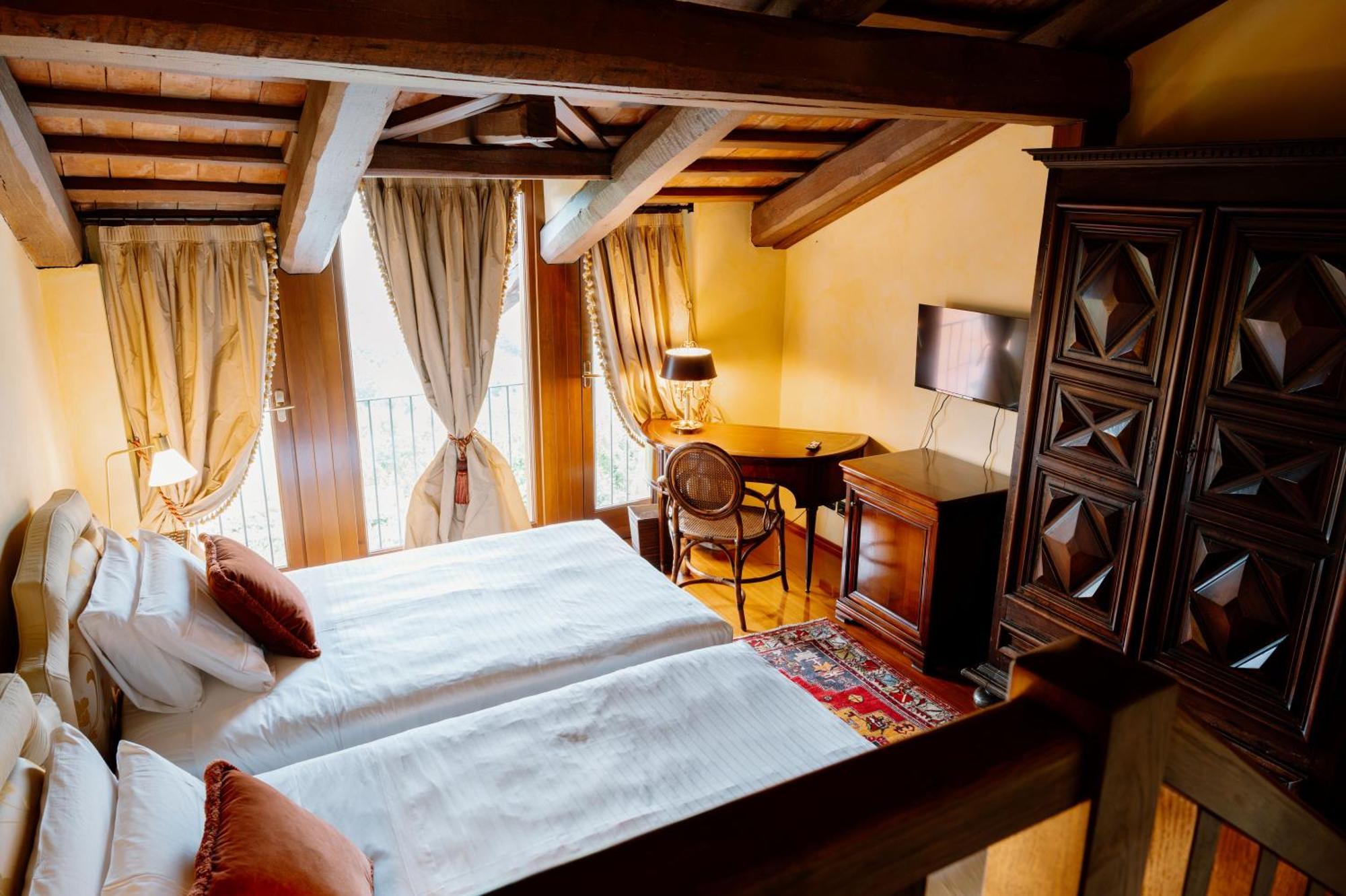 Hotel Casa Pavesi Grinzane Cavour Ngoại thất bức ảnh